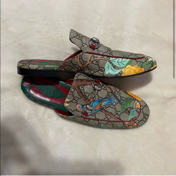 ⭐️ ! SOLD ! ⭐️ Gucci GG slides - Picture 2 of 6